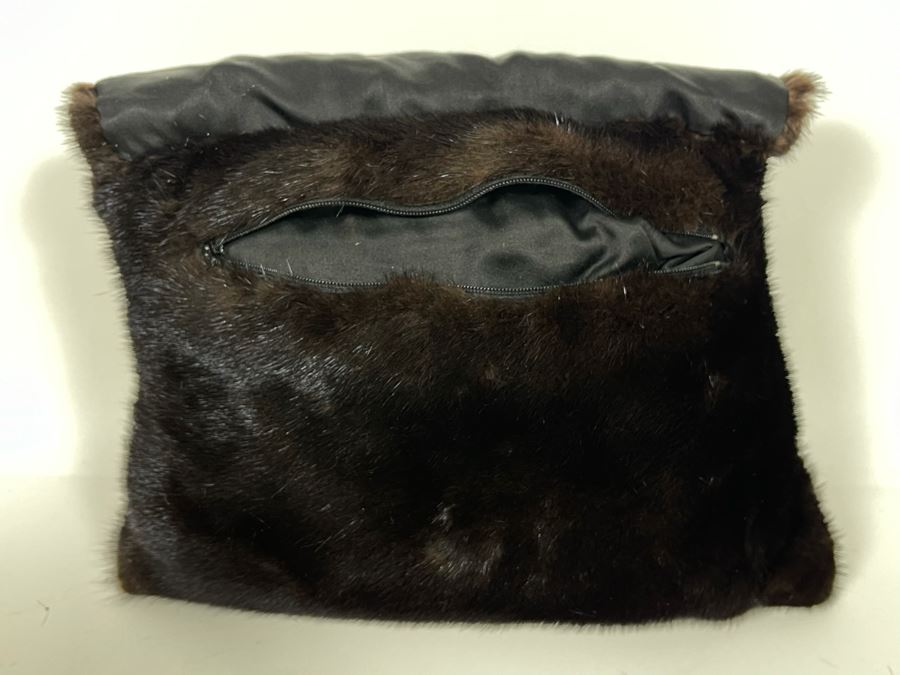 Fur Handbag 12W X 8H [Photo 4]