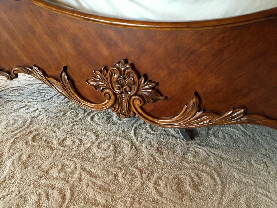 King Size Four-Post Bed  [Photo 3]