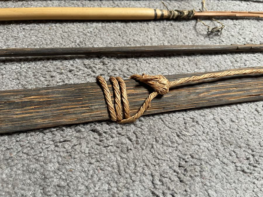 Vintage Native American Indian Bow And Various Hunting Arrows [Photo 6]