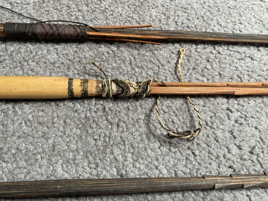 Vintage Native American Indian Bow And Various Hunting Arrows [Photo 11]