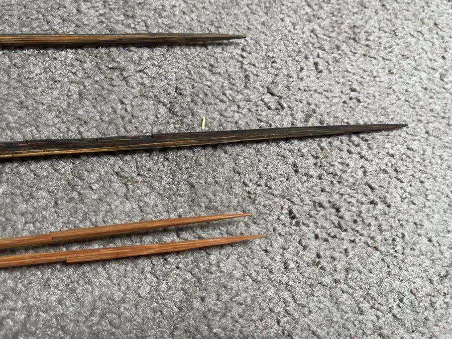 Vintage Native American Indian Bow And Various Hunting Arrows [Photo 16]