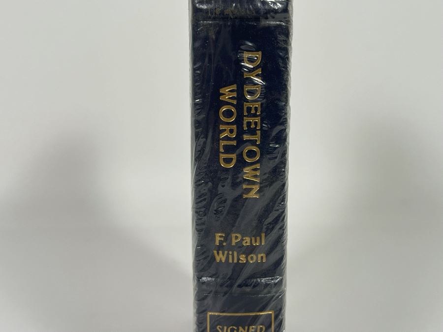 Sealed Signed First Edition Easton Press Book Dydeetown World By F. Paul Wilson [Photo 4]