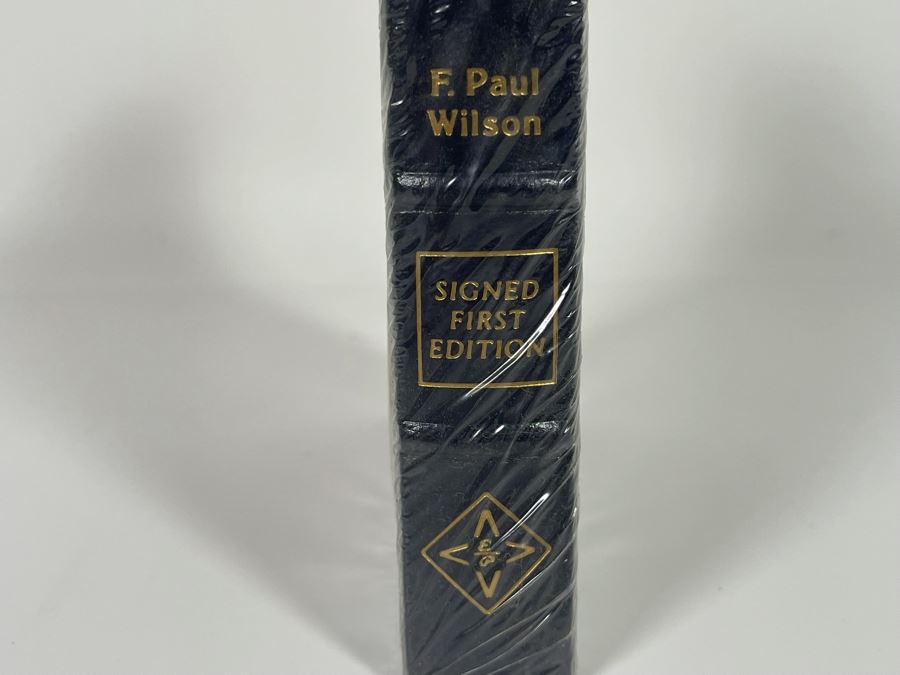 Sealed Signed First Edition Easton Press Book Dydeetown World By F. Paul Wilson [Photo 5]