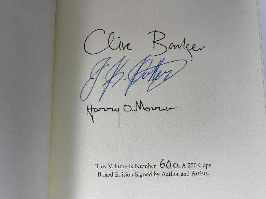 Signed Limited First Printing Hardcover Book With Slipcover Books Of Blood By Clive Barker [Photo 6]