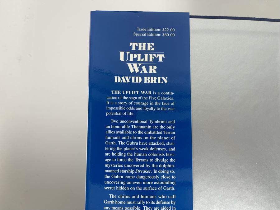 Signed Limited First Edition Hardcover Book With Slipcover The Uplift War By David Brin [Photo 5]