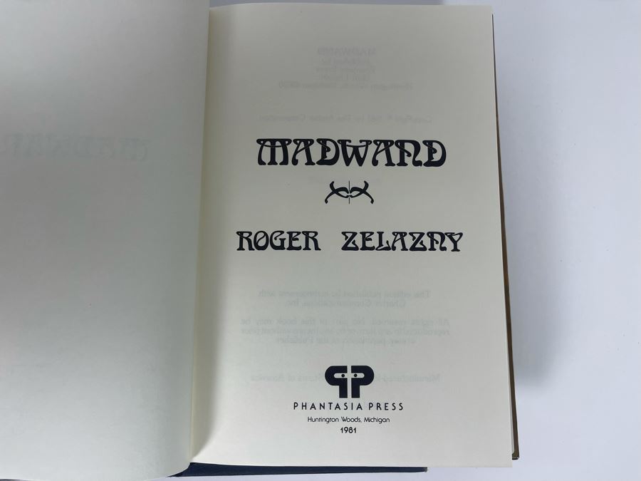 Signed Limited First Edition Hardcover Book With Slipcover Madwand By Roger Zelazny [Photo 7]