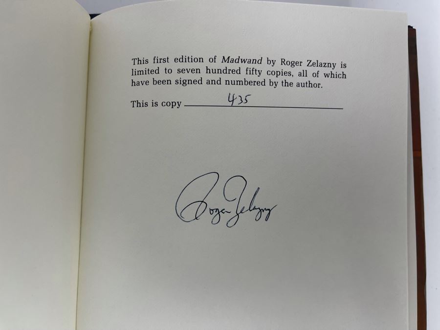 Signed Limited First Edition Hardcover Book With Slipcover Madwand By Roger Zelazny [Photo 11]