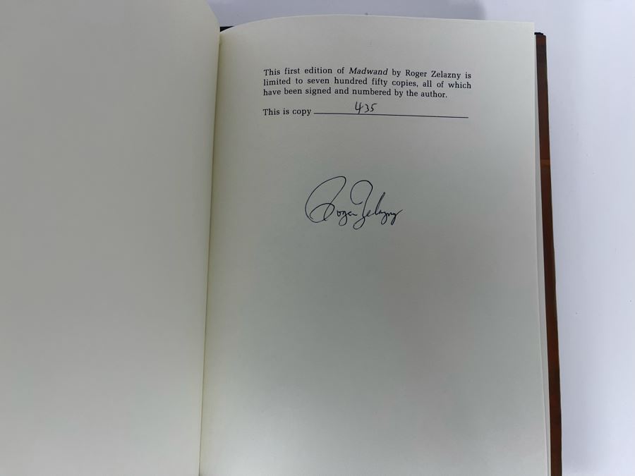 Signed Limited First Edition Hardcover Book With Slipcover Madwand By Roger Zelazny [Photo 9]