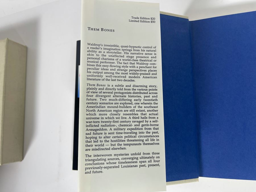 Signed Limited First Edition Hardcover Books Book Set With Slipcover Them Bones And A Dozen Tough Jobs By Howard Waldrop [Photo 9]