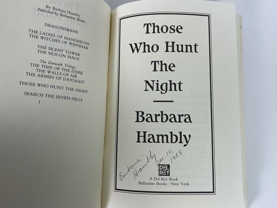 Signed First Edition Hardcover Book Those Who Hunt The Night By Barbara Hambly [Photo 5]