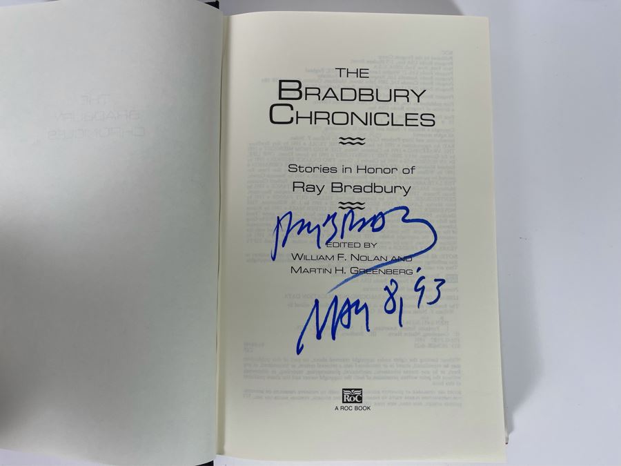 Signed First Printing Hardcover Book The Bradbury Chronicles: Stories In Honor Of Ray Bradbury Signed By Ray Bradbury [Photo 5]
