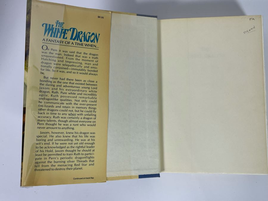 Signed First Edition Hardcover Book The White Dragon: Volume III Of The Dragonriders Of Pern By Anne McCaffrey [Photo 4]