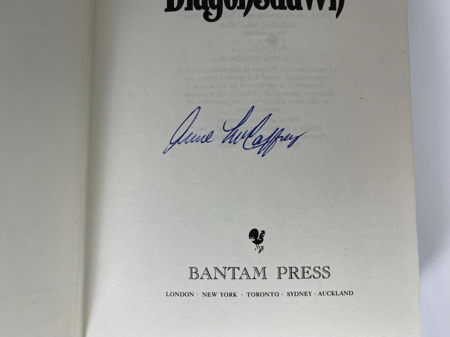 Signed First Edition Hardcover Book Dragonsdawn By Anne McCaffrey [Photo 6]
