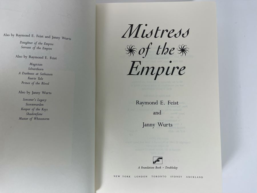 Signed First Edition Hardcover Book Mistress Of The Empire Signed By Raymond E. Feist And Janny Wurts [Photo 8]