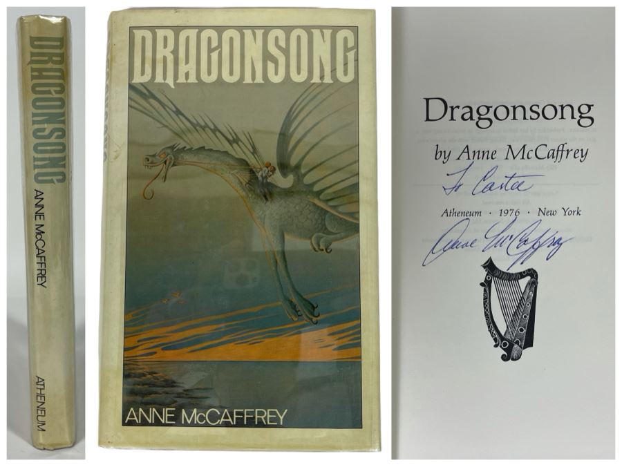 Signed First Edition Hardcover Book Dragonsong By Anne McCaffrey [Photo 1]