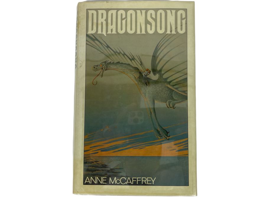 Signed First Edition Hardcover Book Dragonsong By Anne McCaffrey [Photo 2]