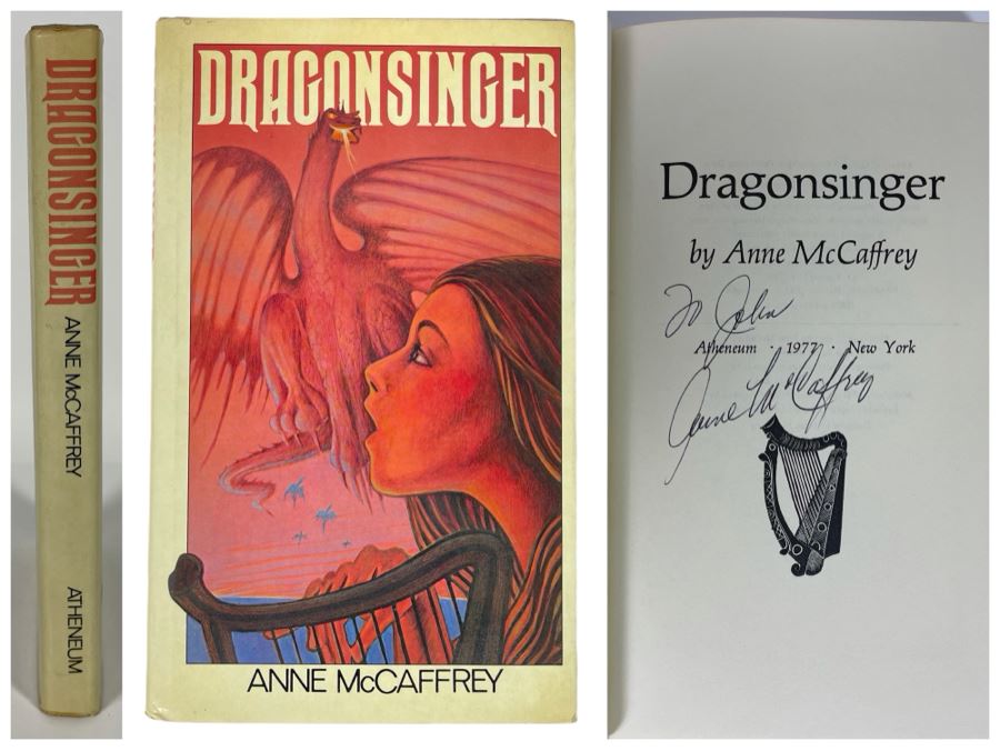 Signed First Edition Hardcover Book Dragonsinger By Anne McCaffrey [Photo 1]