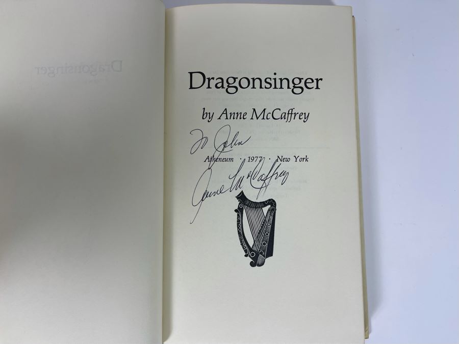 Signed First Edition Hardcover Book Dragonsinger By Anne McCaffrey [Photo 5]