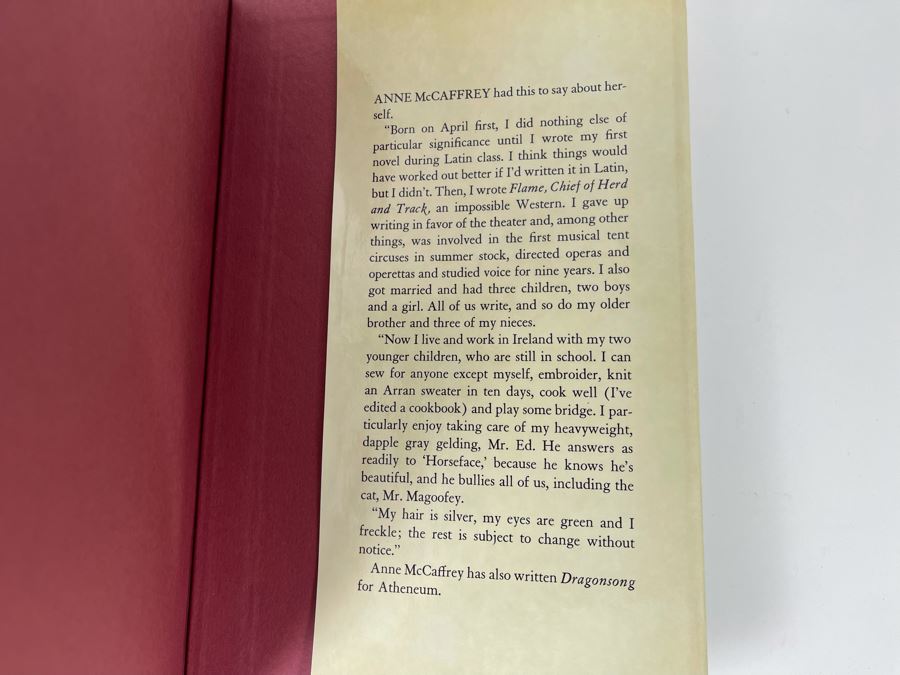 Signed First Edition Hardcover Book Dragonsinger By Anne McCaffrey [Photo 8]