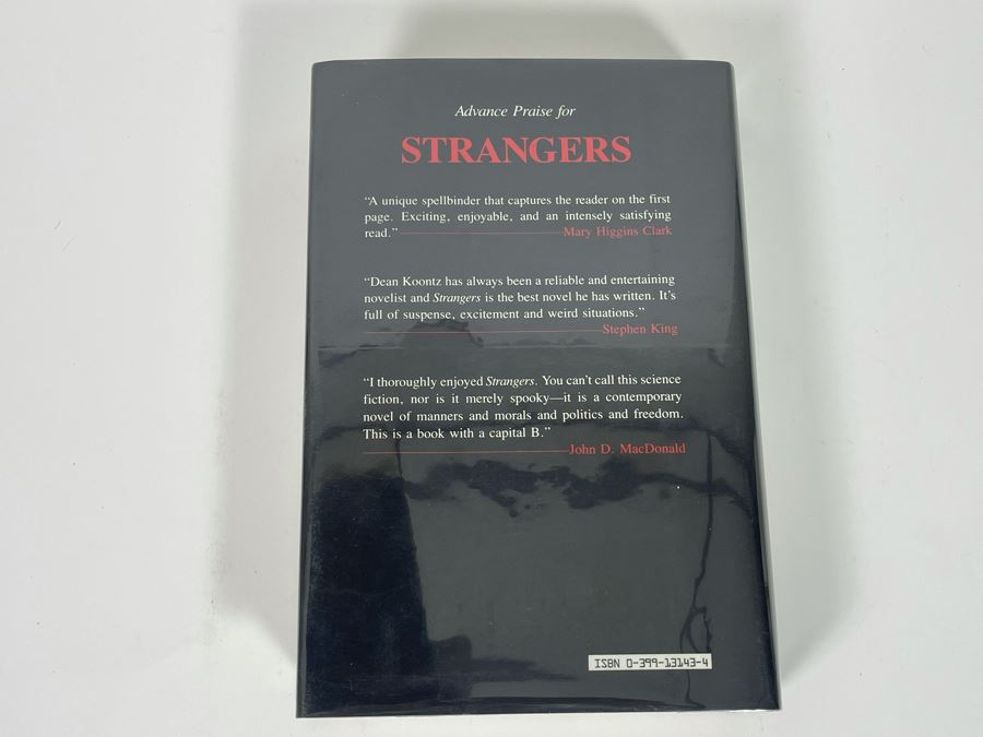 Signed First Edition Hardcover Book Strangers By Dean R. Koontz [Photo 7]