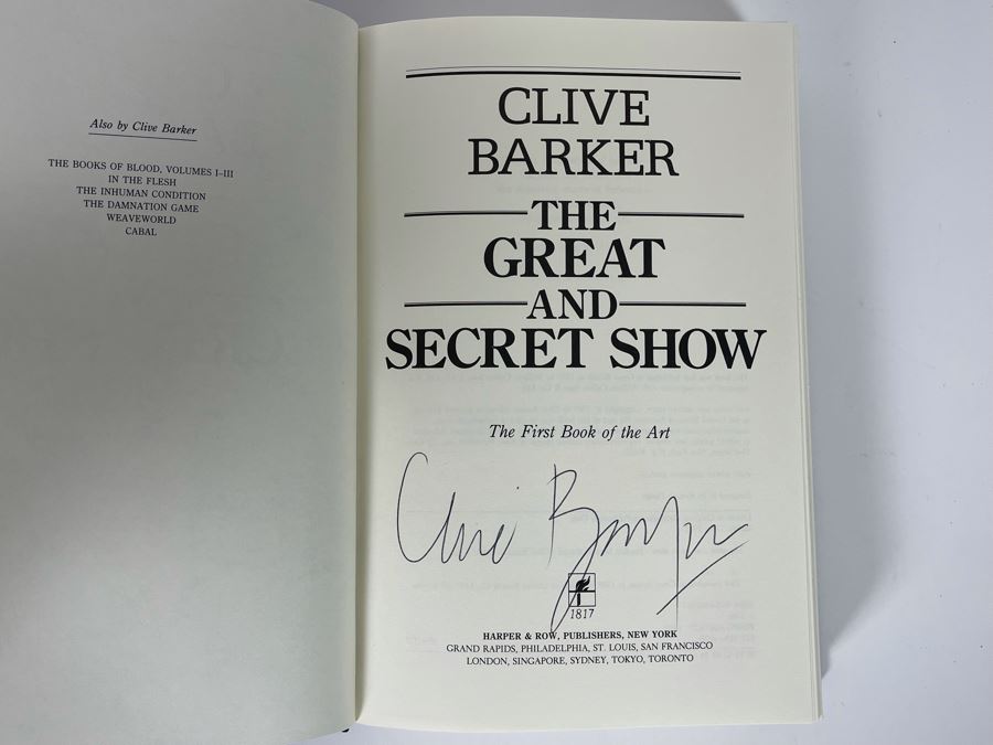 Signed First North American Edition Hardcover Book The Great And Secret Show By Clive Barker [Photo 5]