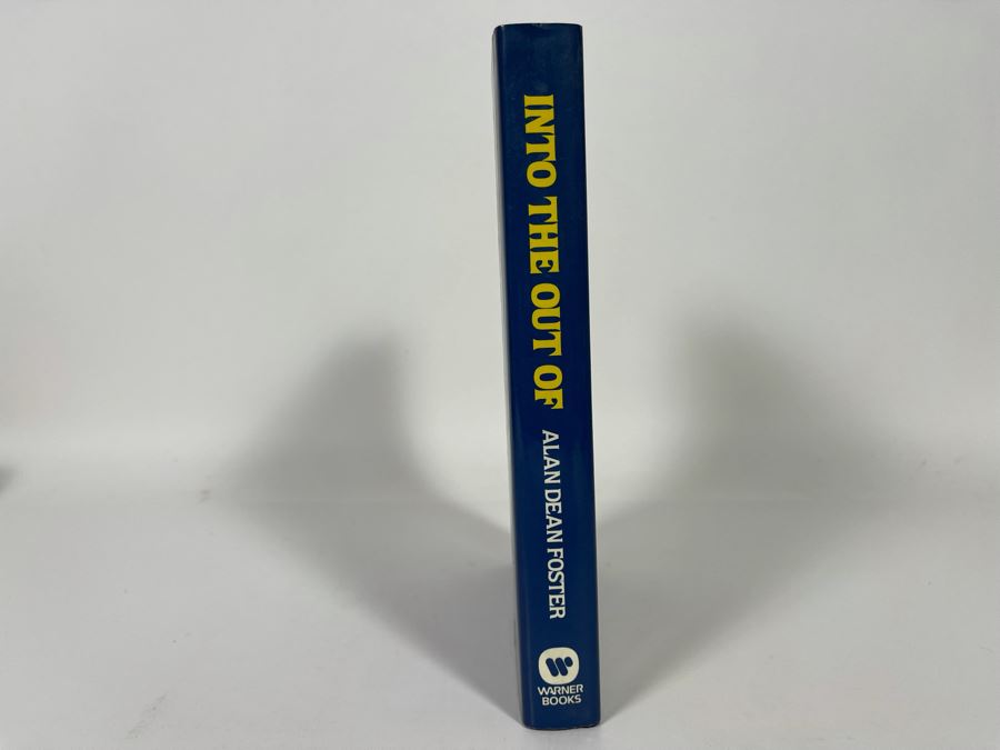 Signed First Printing Hardcover Book Into The Out Of By Alan Dean Foster [Photo 3]