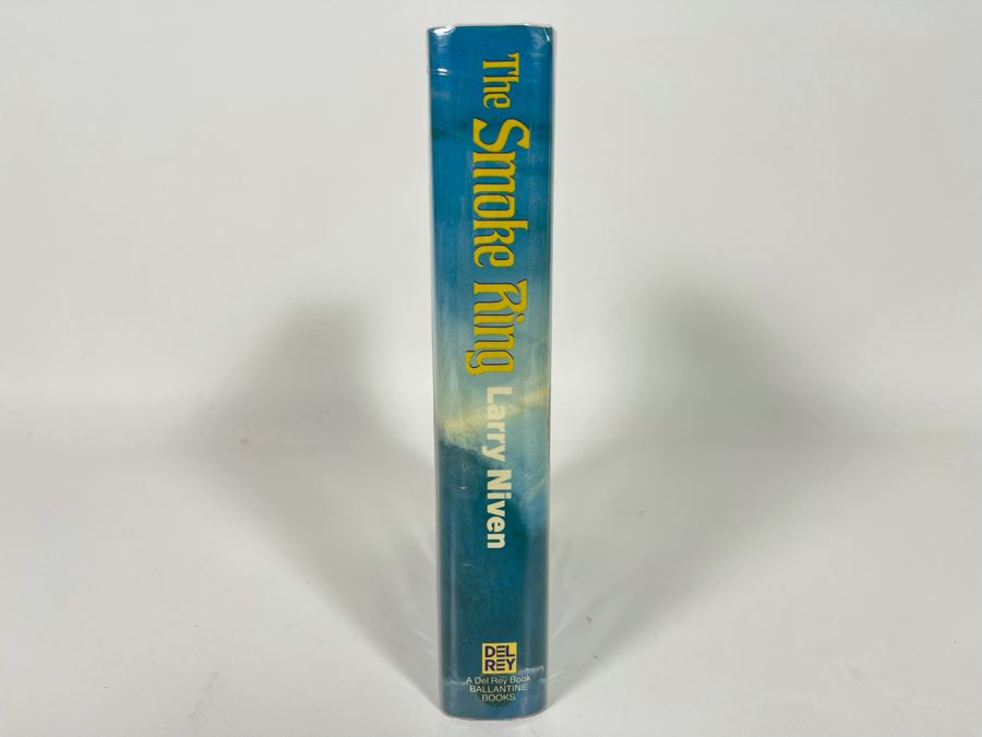 Signed First Edition Hardcover Book The Smoke Ring By Larry Niven [Photo 3]