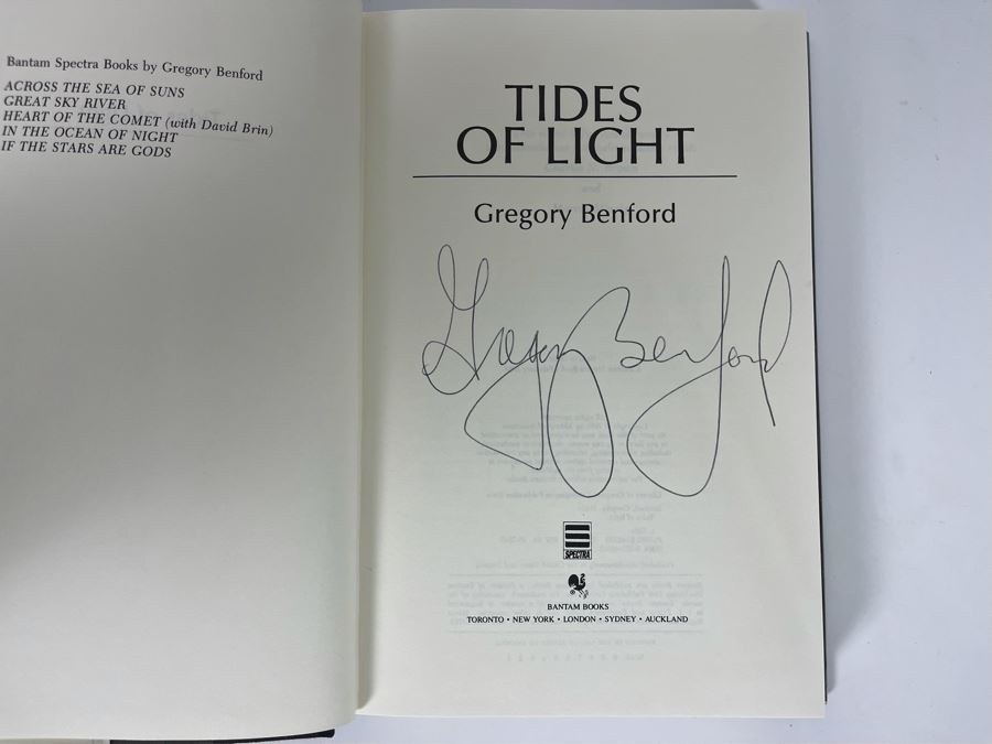 Signed First Edition Hardcover Book Tides Of Light By Gregory Benford [Photo 5]