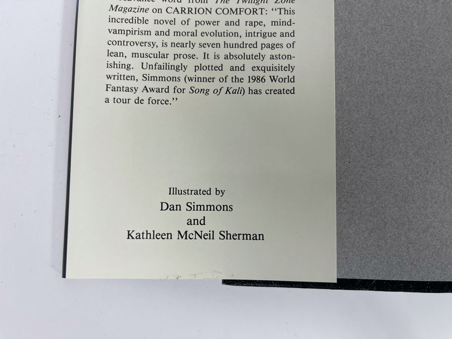 Signed Limited / First Edition Hardcover Book With Slipcover Carrion Comfort By Dan Simmons [Photo 5]