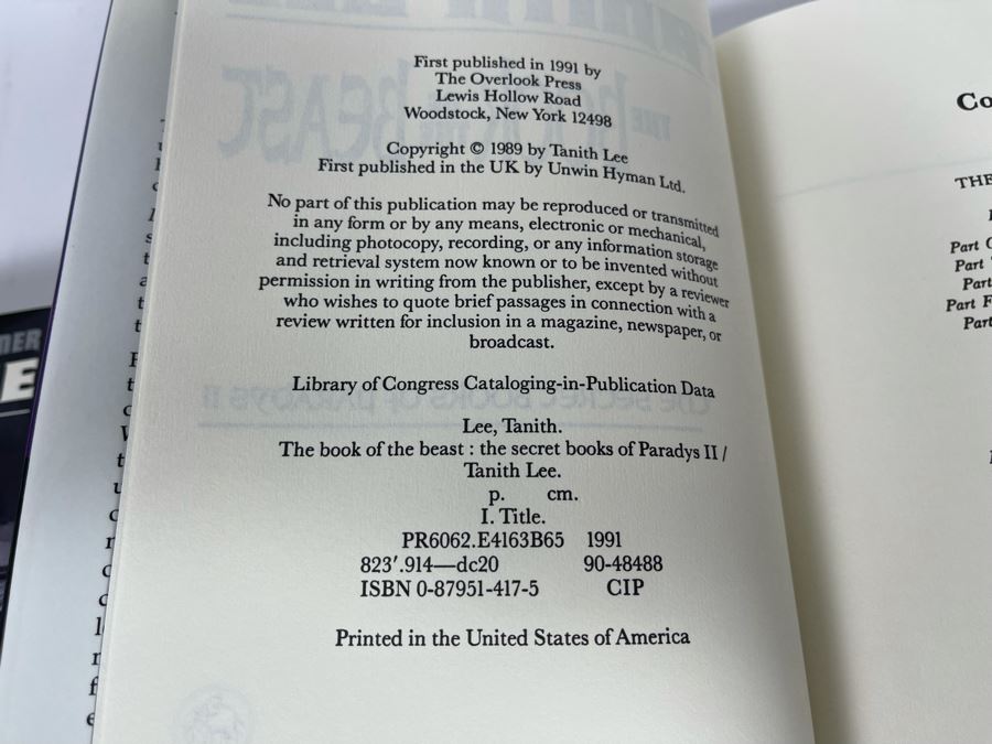 Eight First Edition Hardcover Science Fiction Fantasy Books [Photo 16]