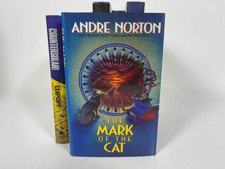 Eight First Edition Hardcover Science Fiction Fantasy Books [Photo 4]