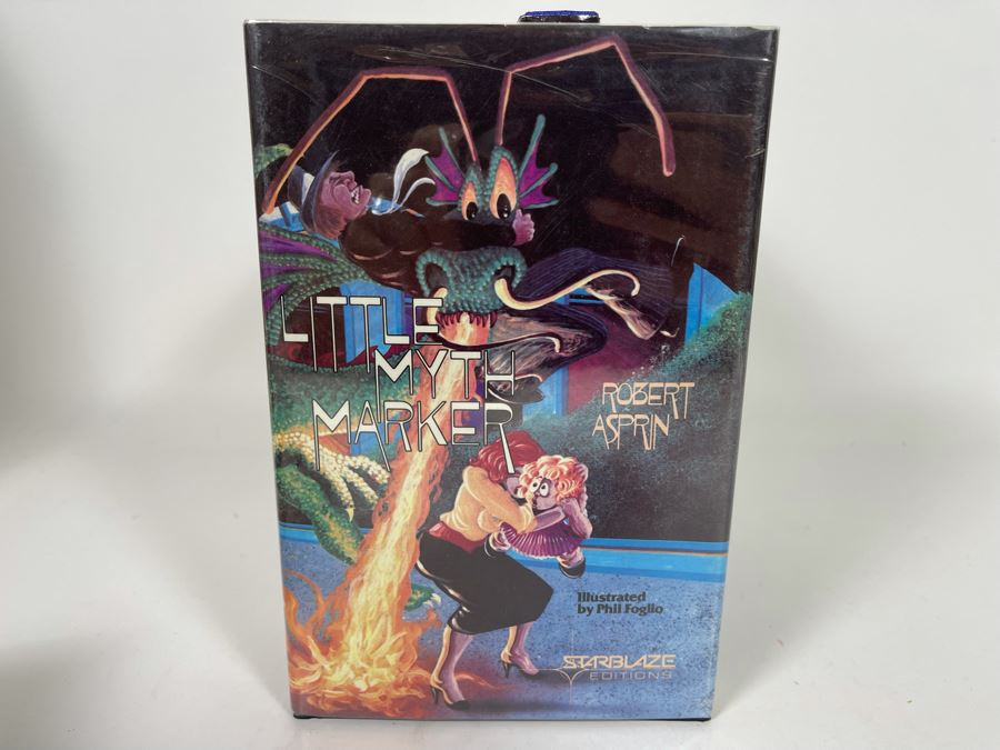 Eight First Edition Hardcover Science Fiction Fantasy Books [Photo 8]