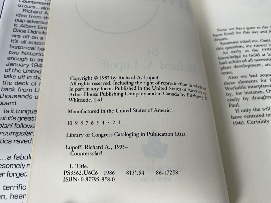 Eight First Edition Hardcover Science Fiction Fantasy Books [Photo 17]