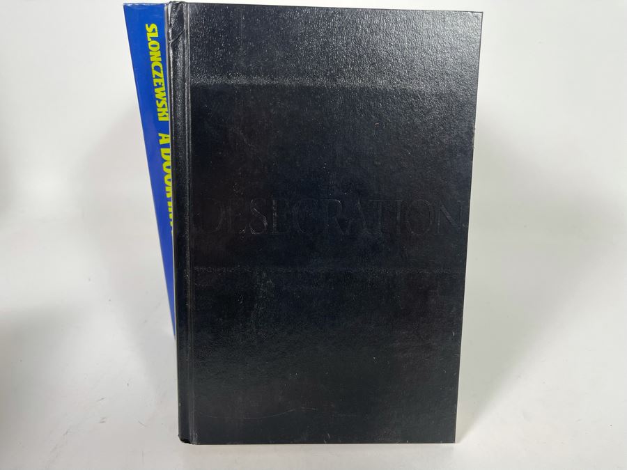 Ten First Edition Hardcover Science Fiction Fantasy Books [Photo 10]