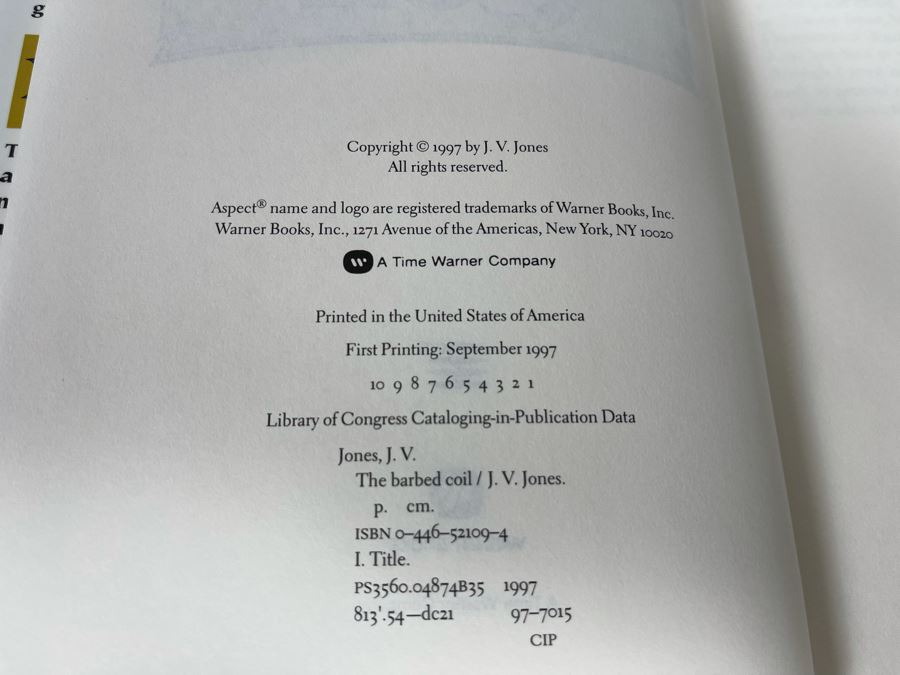 Six First Edition Hardcover Science Fiction Fantasy Books Plus The Hugo Winners And Anatomy Of Wonder [Photo 11]