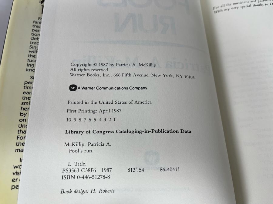 Six First Edition Hardcover Science Fiction Fantasy Books Plus The Hugo Winners And Anatomy Of Wonder [Photo 9]