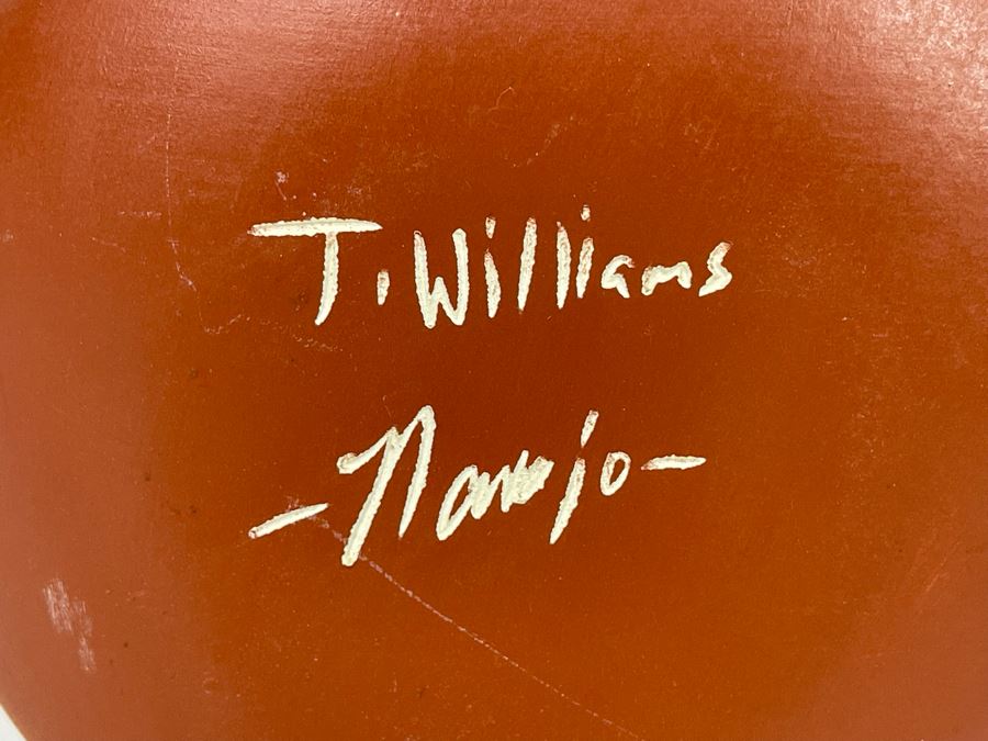 JUST ADDED - Signed Navajo Etched Pottery By T. Williams 7W X 3.5D X 7.5H [Photo 7]