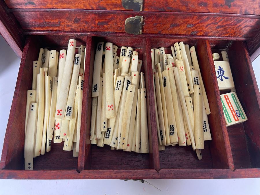 Vintage Chinese Mahjong Set Bamboo And Bone Tiles With Rosewood Wooden 5-Drawer Box 9.5W X 6.5D X 7H [Photo 14]