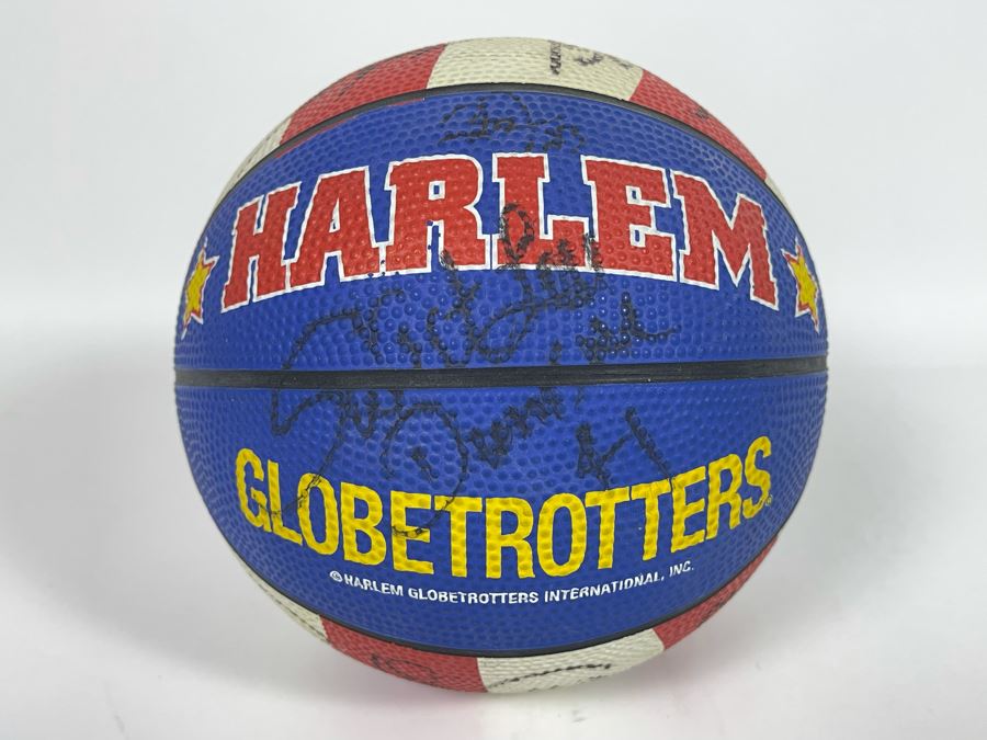 Signed Harlem Globetrotters Mini Basketball - See Photos [Photo 2]