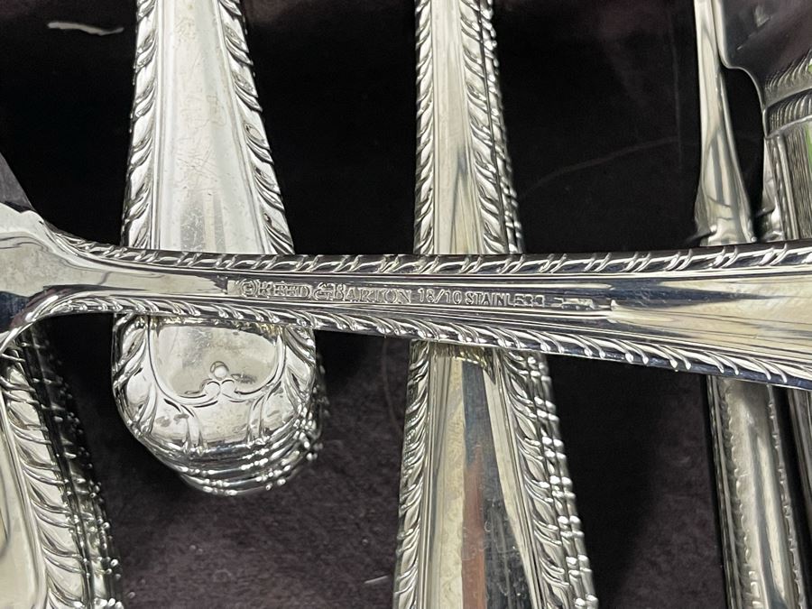 Reed & Barton Stainless Steel Flatware Set With Storage Box 14.5W X 11D X 6H [Photo 8]