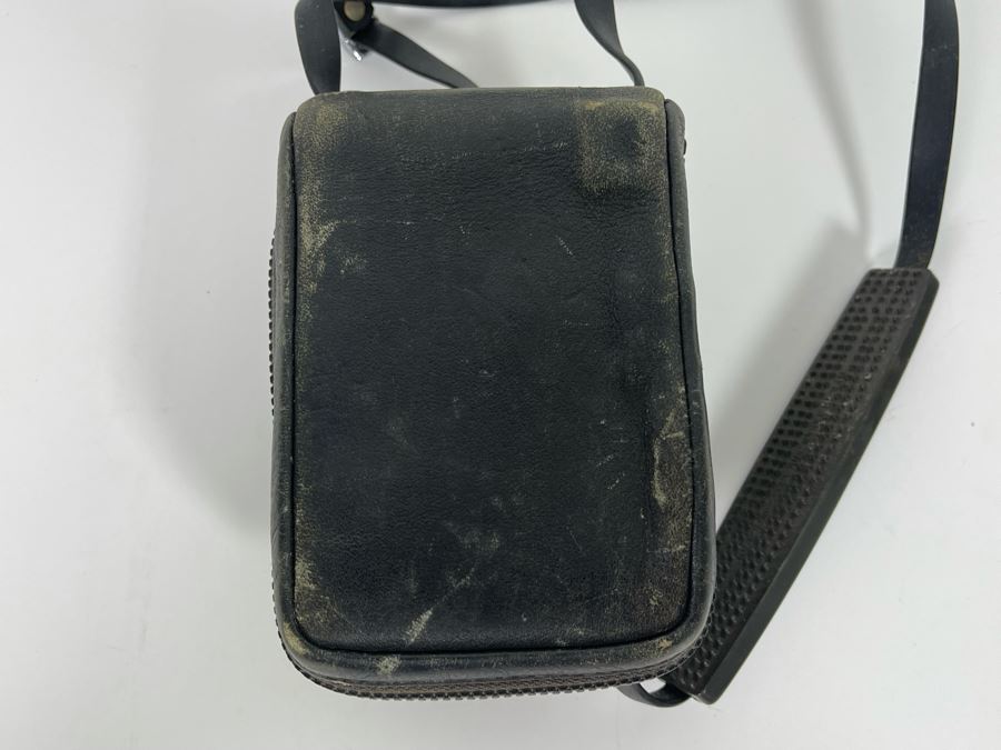 Vintage LEICA CL Film Camera With Original LEICA Leather Case [Photo 15]