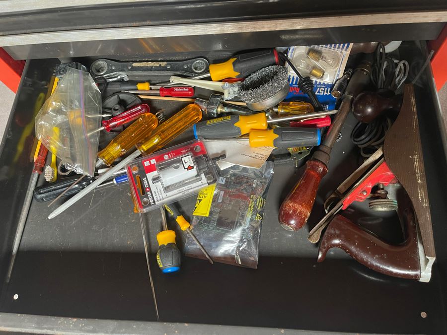 Vintage Sears Craftsman Rolling Toolbox With Various Tools - See Photos 27W X 18.5D X 39H [Photo 15]