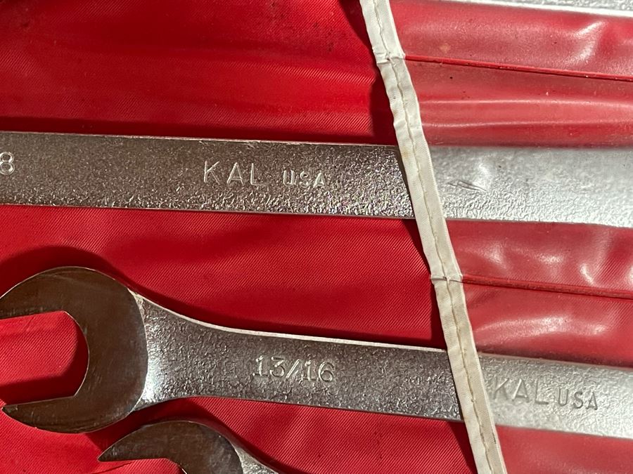 Vintage Sears Craftsman Rolling Toolbox With Various Tools - See Photos 27W X 18.5D X 39H [Photo 12]