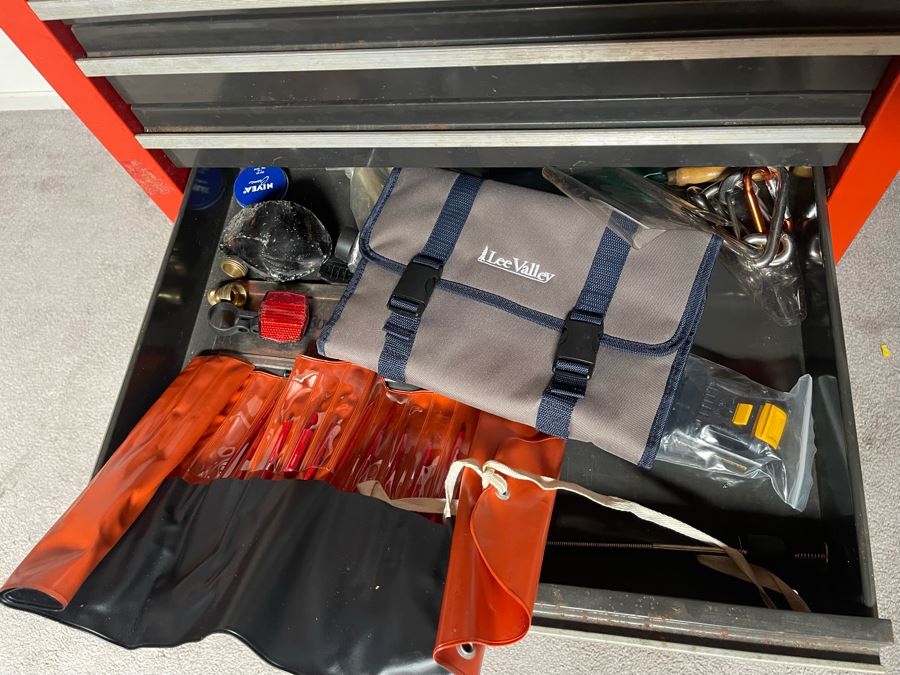 Vintage Sears Craftsman Rolling Toolbox With Various Tools - See Photos 27W X 18.5D X 39H [Photo 17]