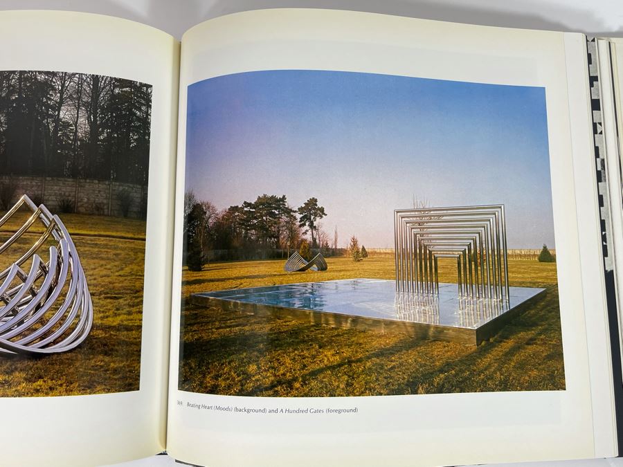 1983 Second Revised Edition Agam Artwork Book By Frank Popper [Photo 4]