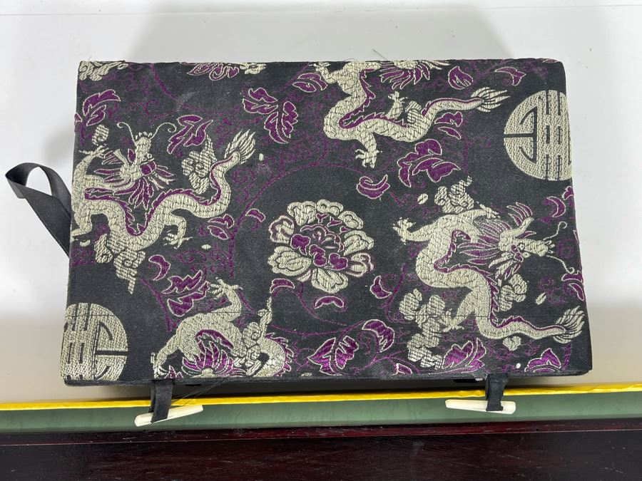 Wooden Chopsticks And Abacus [Photo 6]