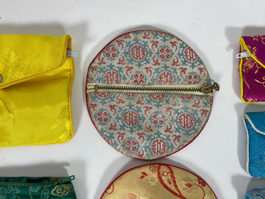 Collection Of Silk Chinese Jewelry Pouches [Photo 10]