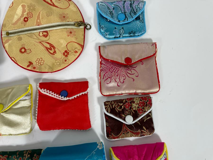 Collection Of Silk Chinese Jewelry Pouches [Photo 13]