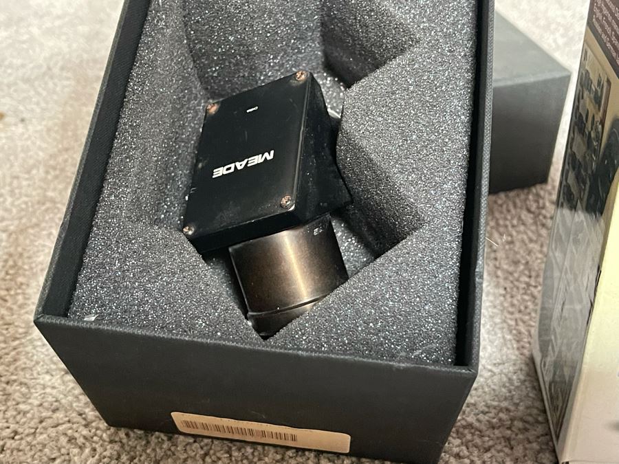 Meade LX200 EMC Telescope With Smart Drive, Remote Control & Tripod (See Photos For Dent In Side Of Metal) [Photo 18]