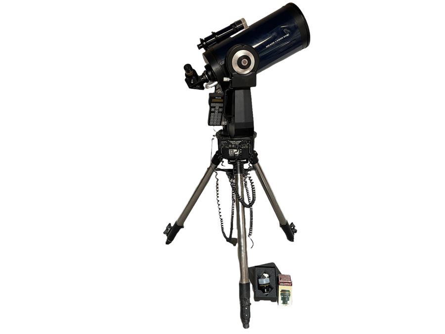 Meade LX200 EMC Telescope With Smart Drive, Remote Control & Tripod (See Photos For Dent In Side Of Metal) [Photo 1]